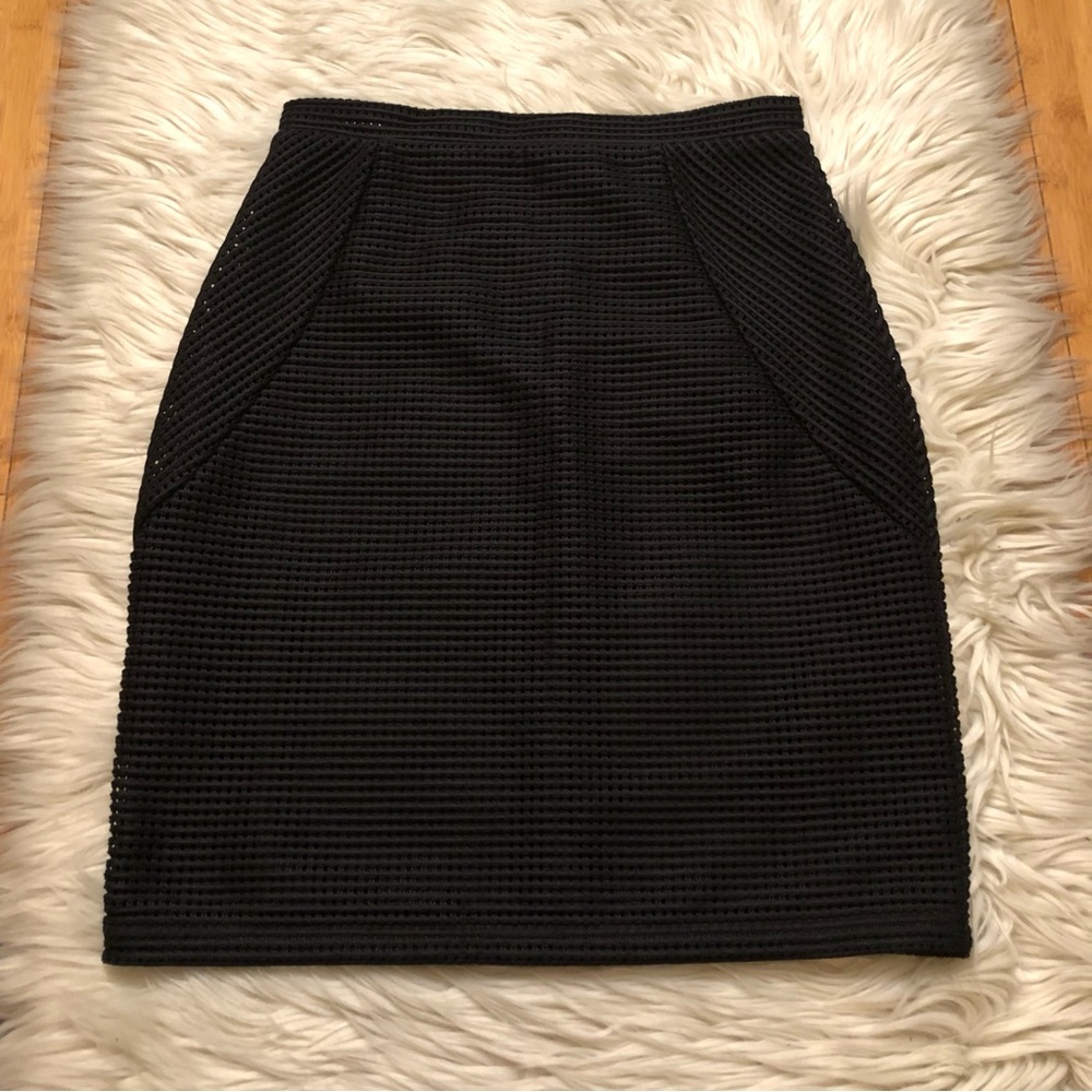 Reiss Black Textured Net Pencil Lined Mini Skirt size 6
